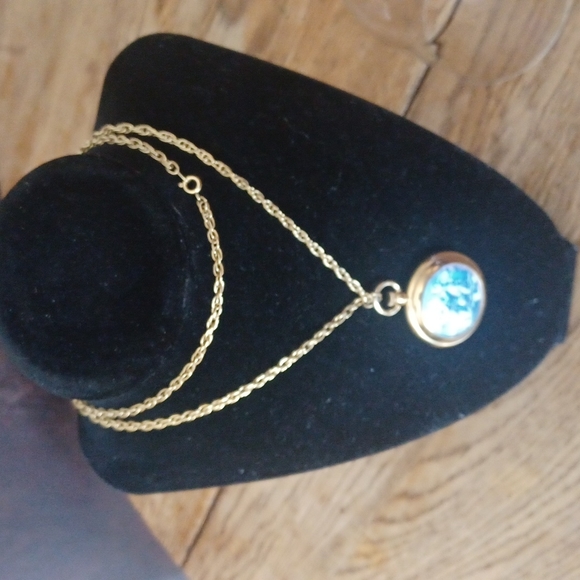 Vintage MJ Hummel (Brother's& Sisters Collection) Rose Gold Plated Pocket Watch. - Picture 4 of 10